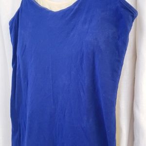 Old Navy Tops - 2 Old navy shelf bra camis FINAL PRICE Old Navy Tops - 2 Old navy shelf bra camis FINAL PRICE